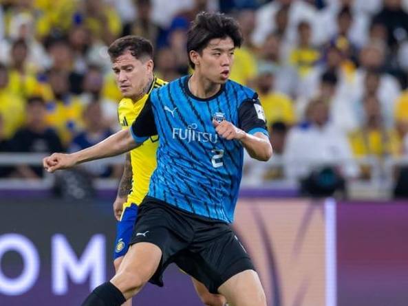 包含沙特豪强客场晋级，实力杀入亚冠八强的词条