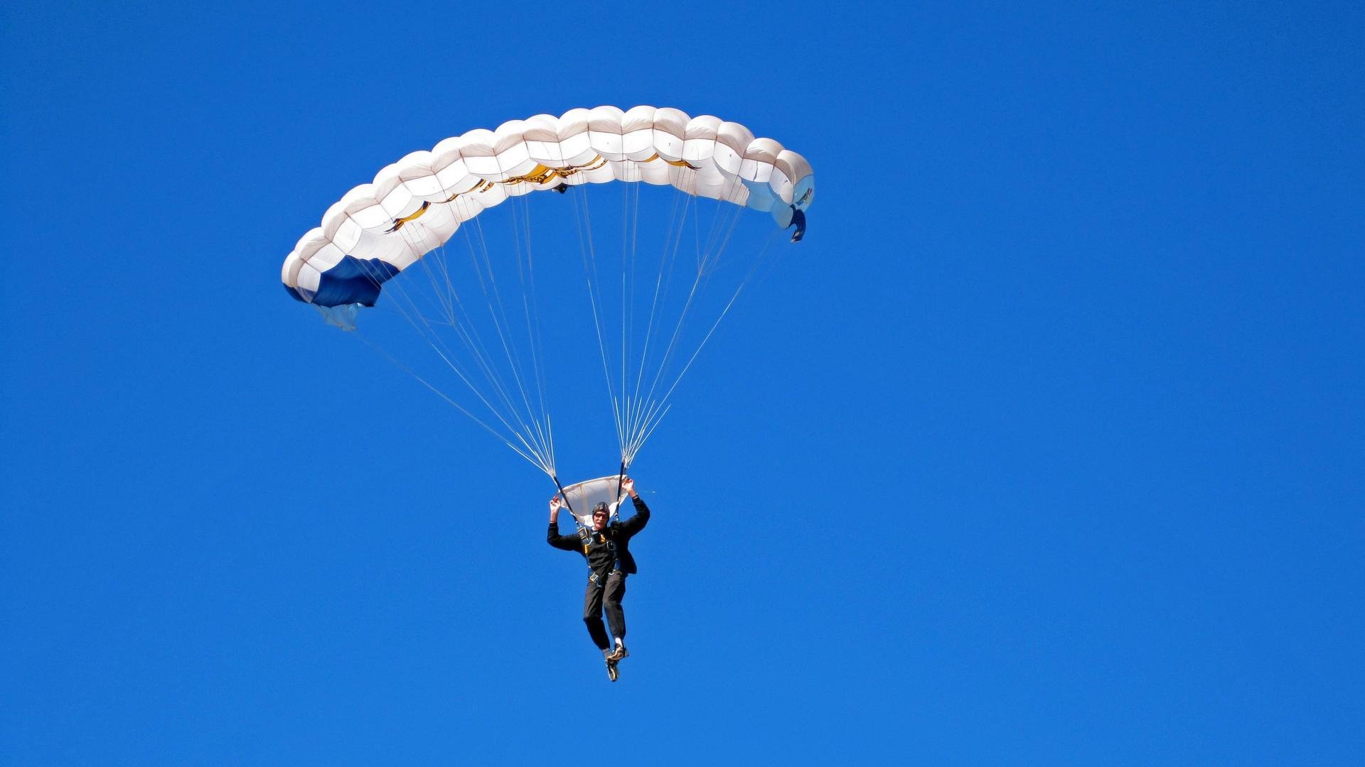 布伦森无解之谜，勇士如何破解猛龙，迈向冠军之路