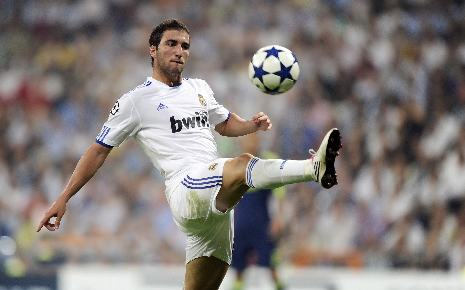 从里斯本到成都，当不可能成为现实—张本智和如何扛起全队逆转乾坤